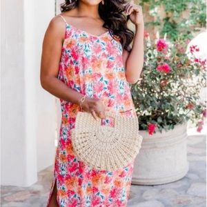 Pink Lily An Exotic Escape White Floral Maxi Dress - Small